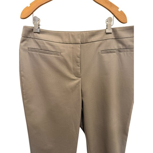 Chicos Fabulously Slimming Capri Pants Size  L Beige Stretch Comfortable Fit - Picture 2 of 5